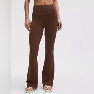 Lululemon high rise groove lava cake 31" FULL LENGTH REGULAR.